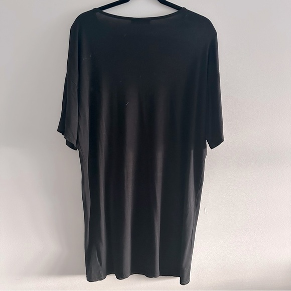 🔥2/$40🔥 Missguided T-Shirt Dress - Picture 3 of 5